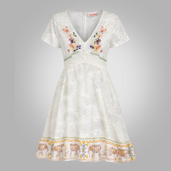 Desigual Dresses & Skirts - Desigual Embroidered Elephant Hem Dress Size EU 38 Boho V-Neck